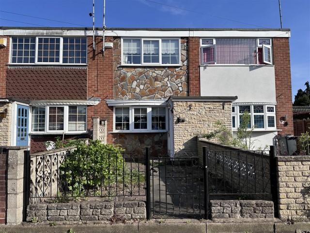 Narrow Lane, Old Aylestone Village