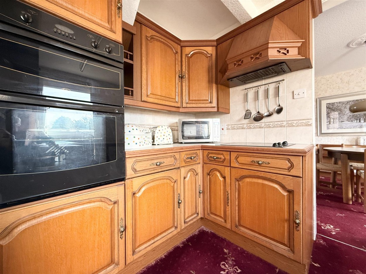 Open Plan Living, Dining Kitchen