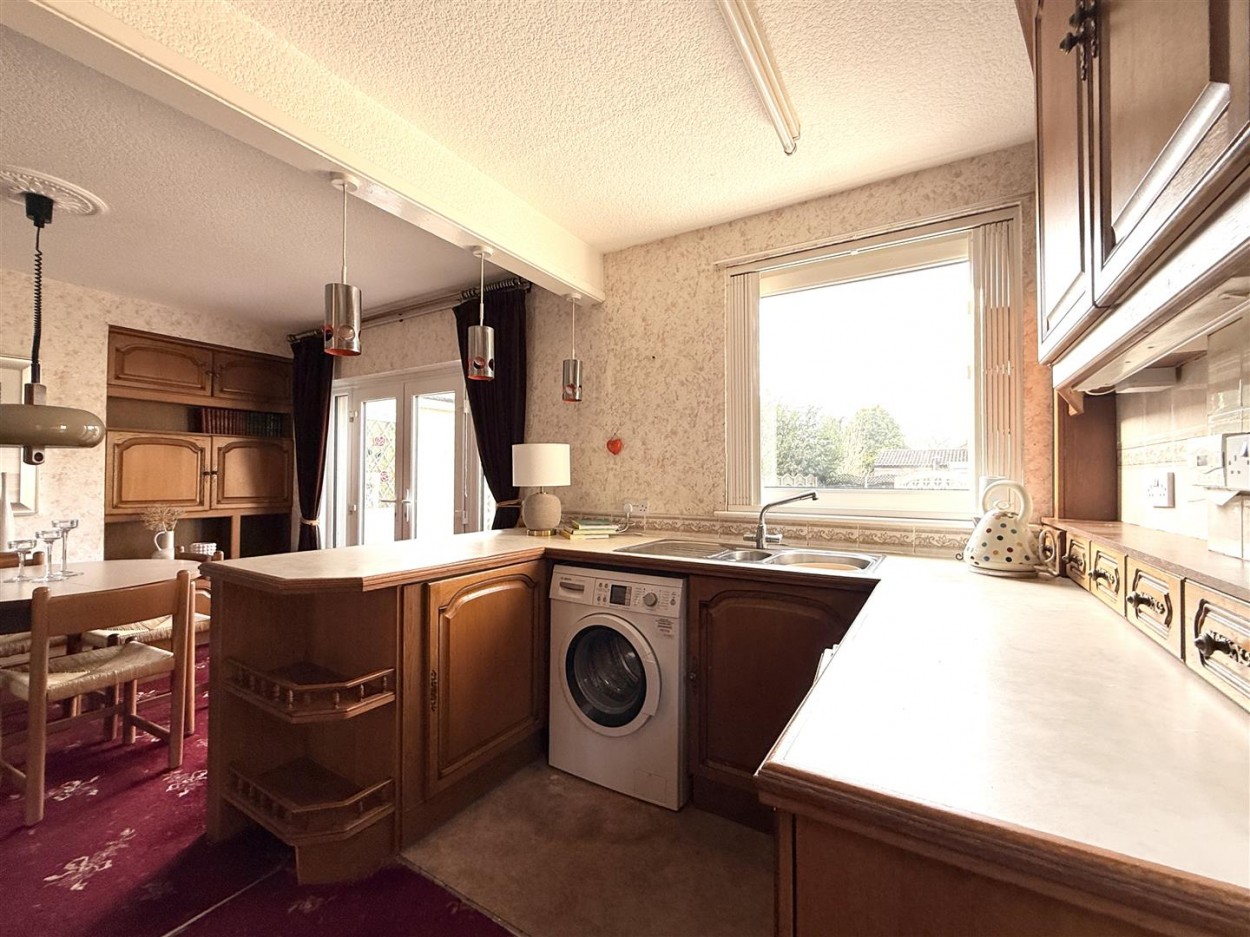 Open Plan Living, Dining Kitchen