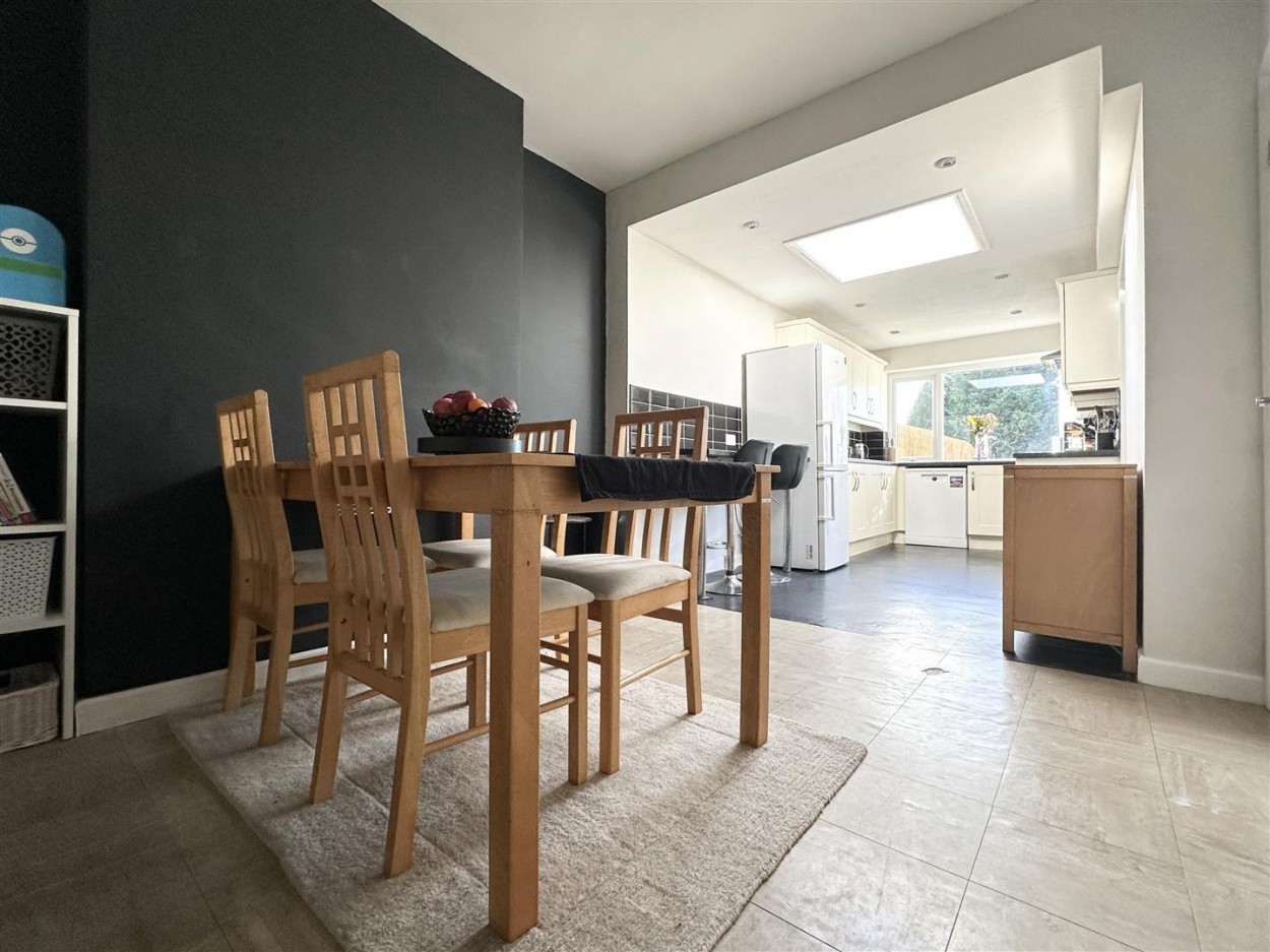 Family Dining Kitchen