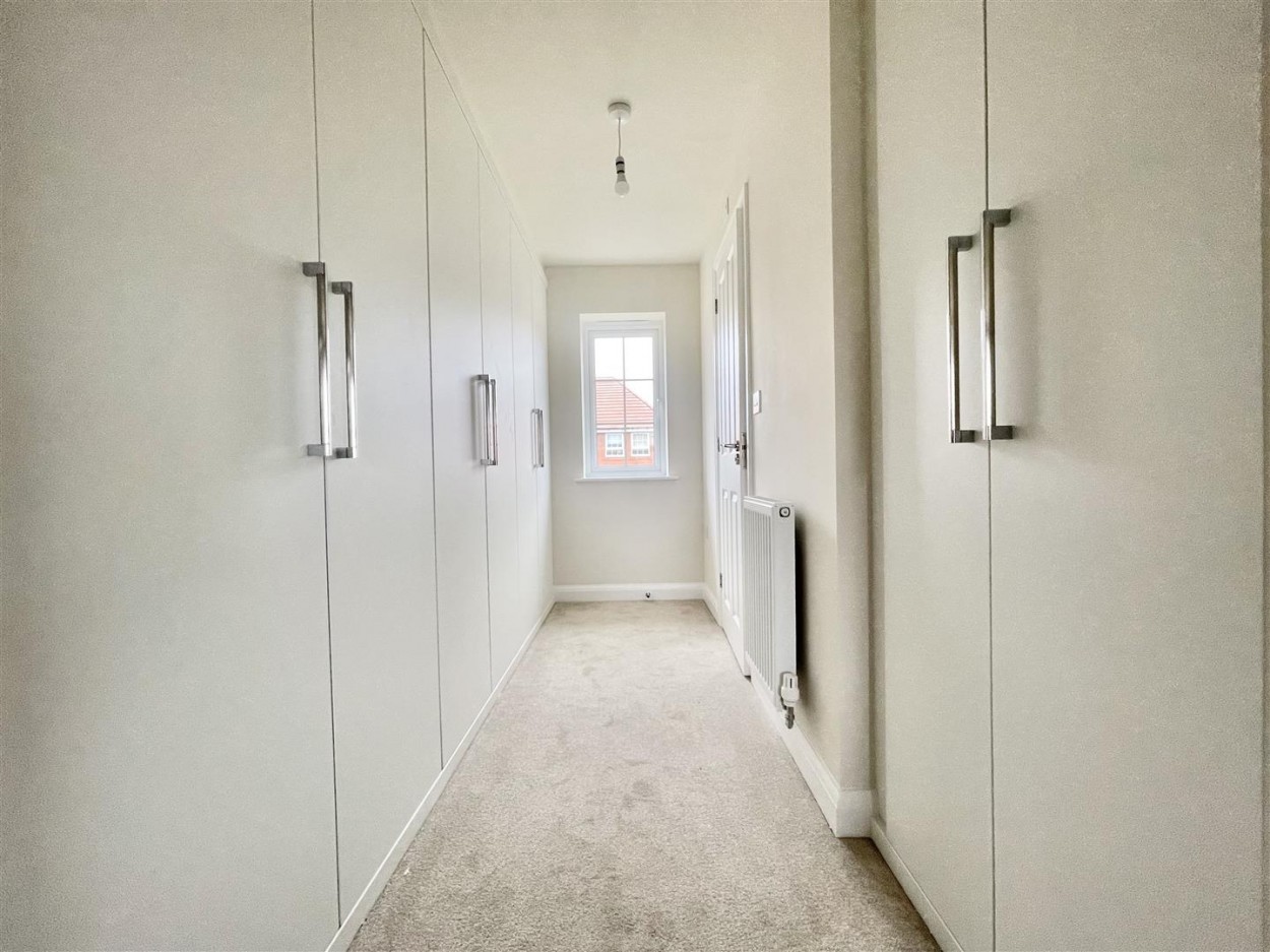 Walk-in Wardrobe