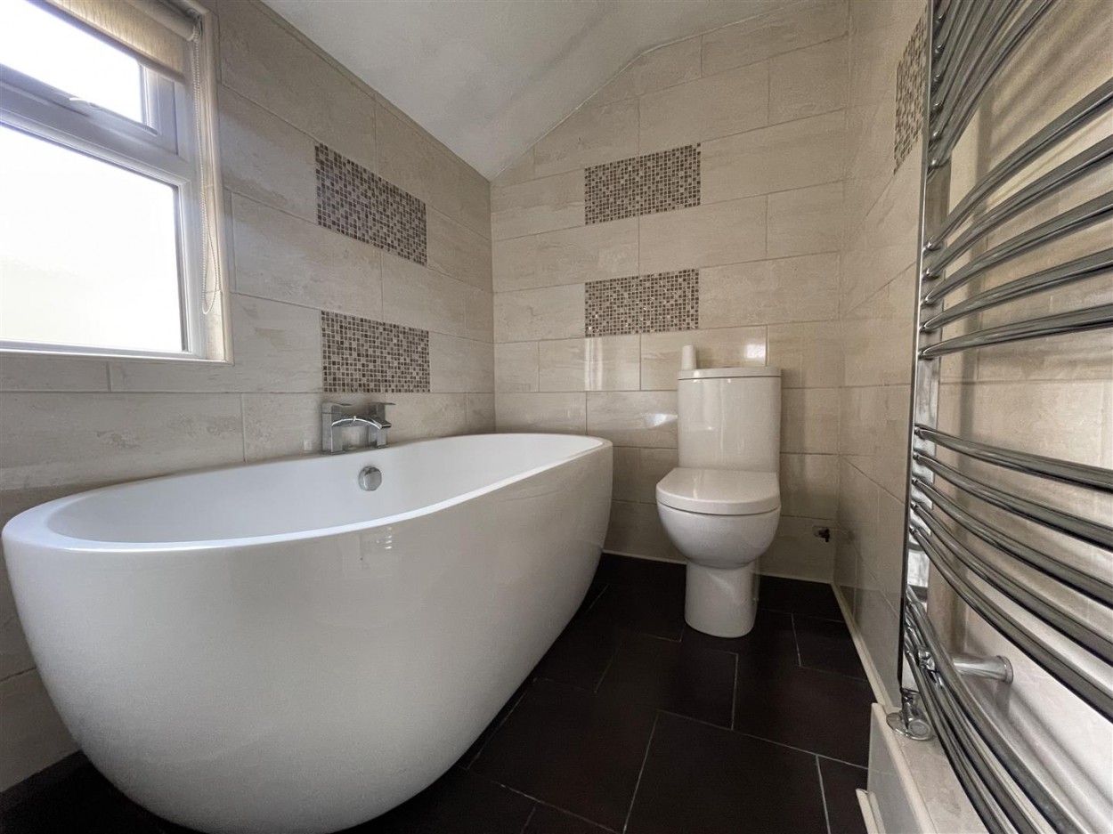 Downstairs Family Bathroom
