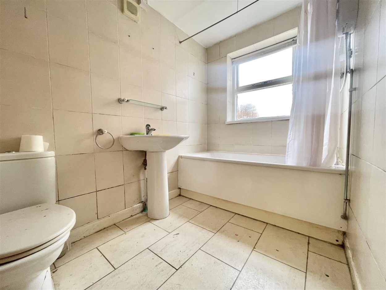 Downstairs Bathroom