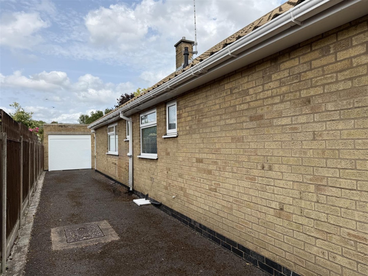 Driveway & Garage